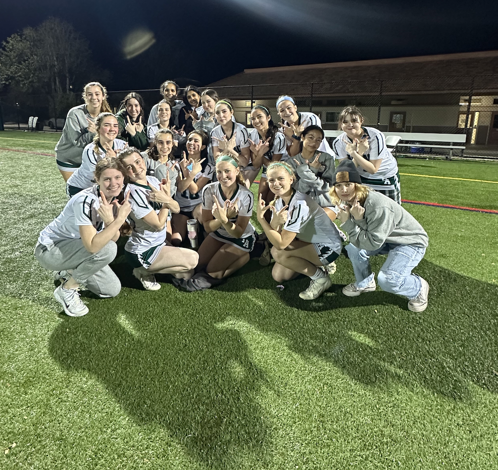Paly Girls Lacrosse beat Carlmont with a score of 19-10